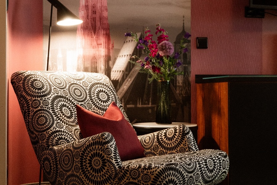 Zimmerdetail im Hotel Capricorno Wien